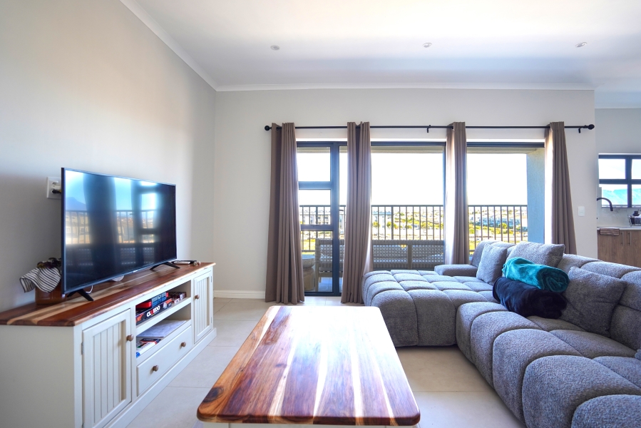 To Let 3 Bedroom Property for Rent in Sandown Western Cape